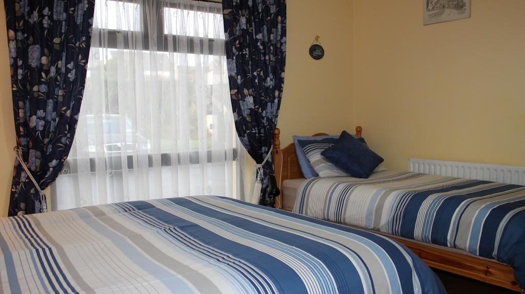 Atlantic Breeze Bed & Breakfast Keel  Rom bilde
