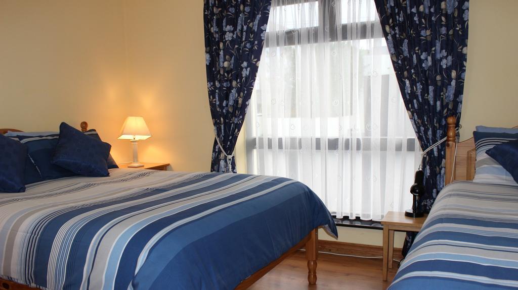 Atlantic Breeze Bed & Breakfast Keel  Rom bilde