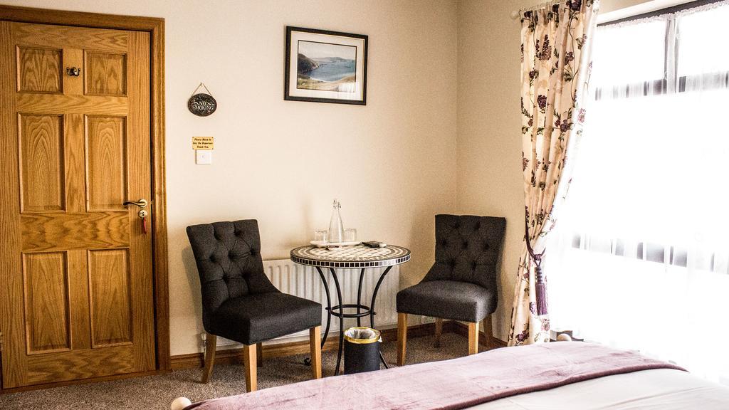 Atlantic Breeze Bed & Breakfast Keel  Eksteriør bilde